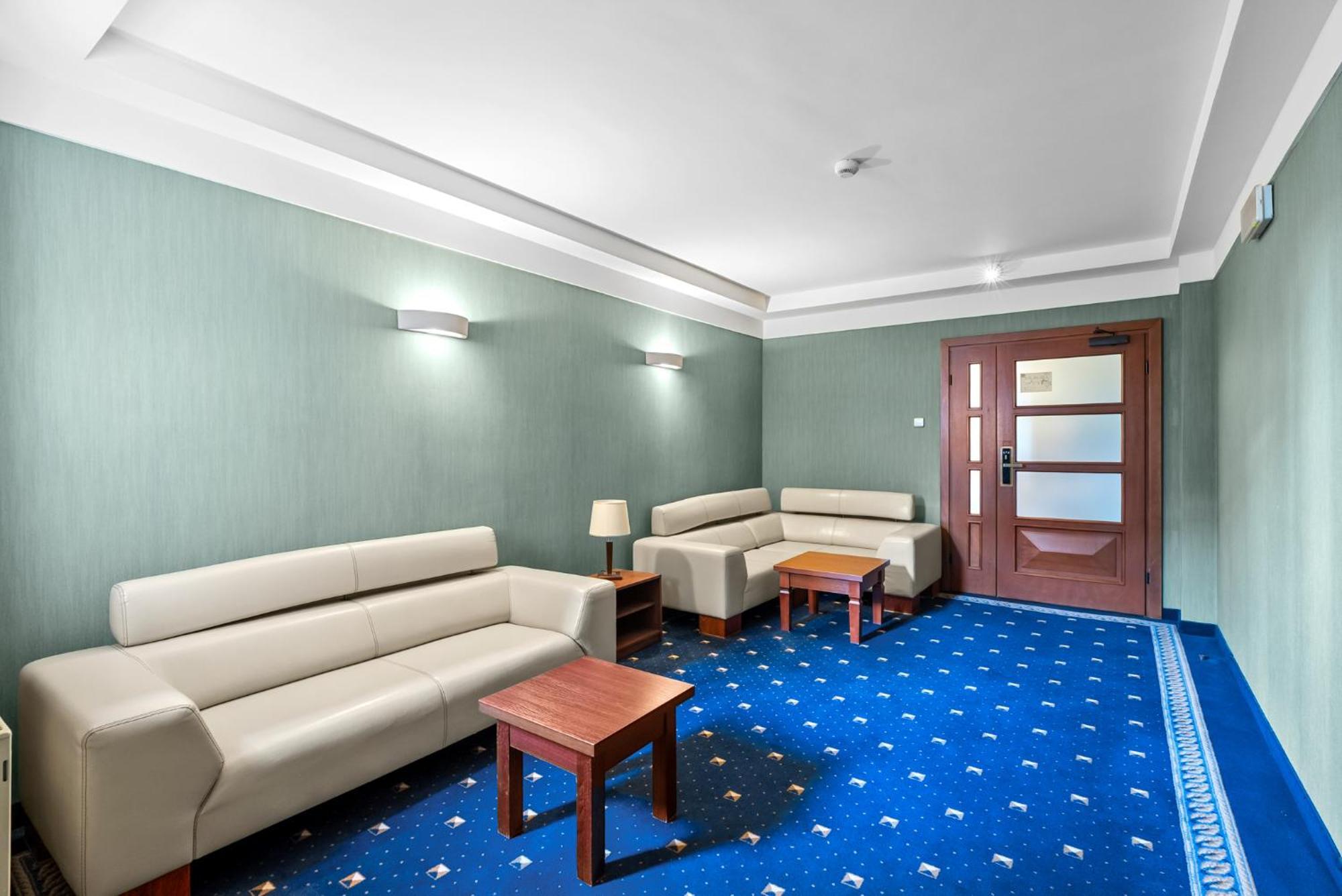 Hotel Diament Vacanza Katowice - Siemianowice Семяновице-Слёнске Экстерьер фото