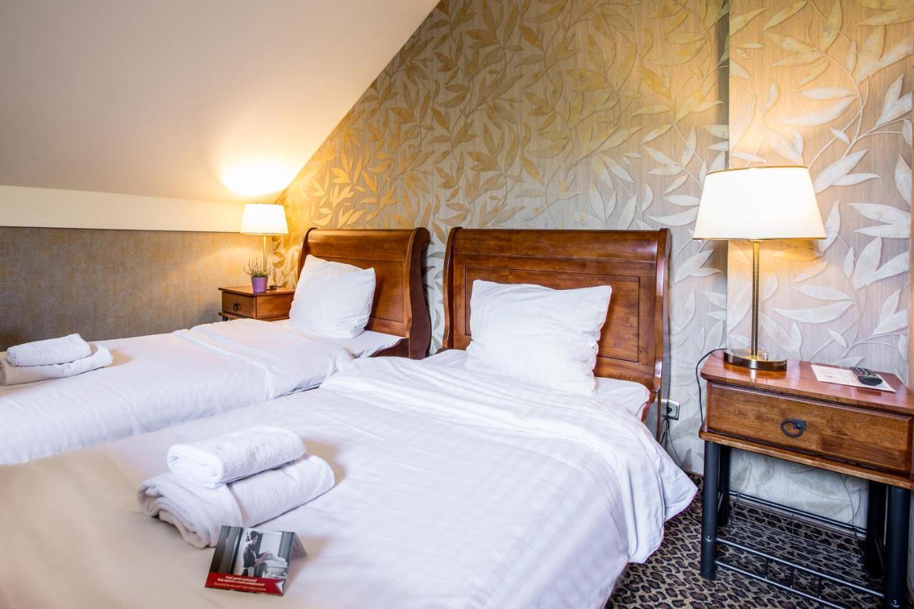 Hotel Diament Vacanza Katowice - Siemianowice Семяновице-Слёнске Экстерьер фото