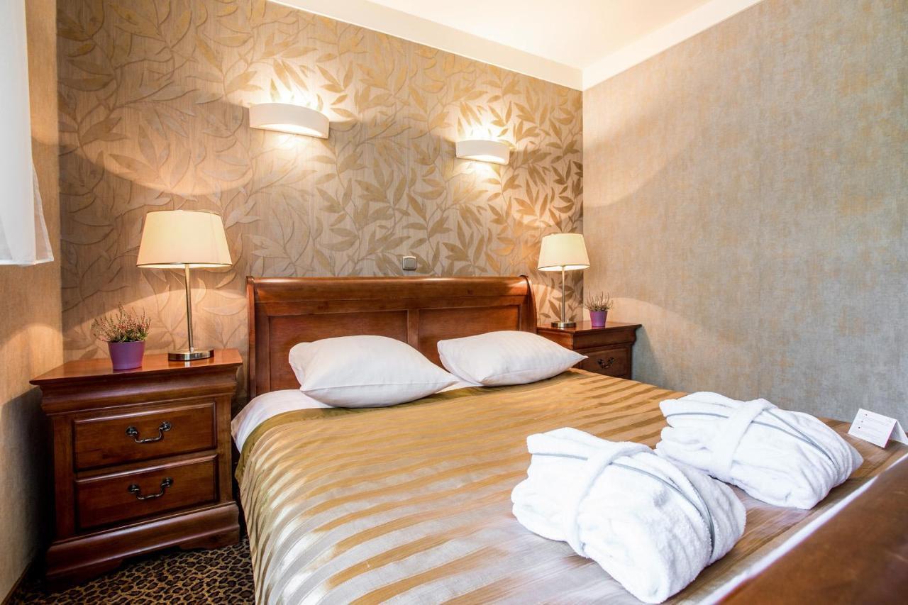 Hotel Diament Vacanza Katowice - Siemianowice Семяновице-Слёнске Экстерьер фото